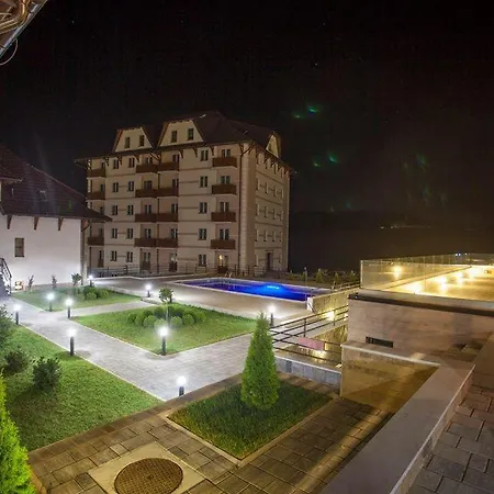Hills Apartment