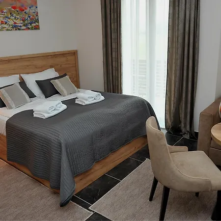 Hills 公寓 兹拉蒂博尔